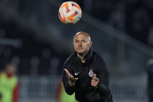 Završen sastanak Duljaja i Vazure - Ko će biti trener Partizana na startu sezone?